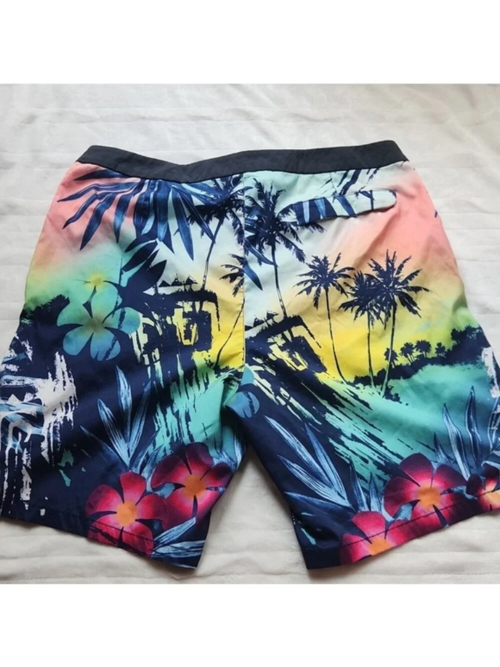 Men's Tommy Bahama Summer, Pool, Beach,Multicolor Tropical Hawaiin  SwimShorts